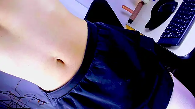 MargaretQualley webcam