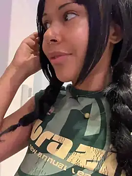 HaileyDiana webcam