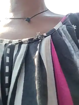 sweet-runi - Sweet-runi's free webcam - UK Sex Cams