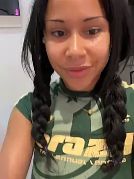HaileyDiana webcam