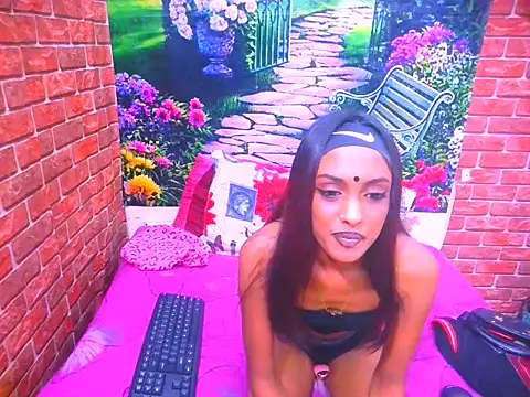 IndianPretty14u2Luv webcam