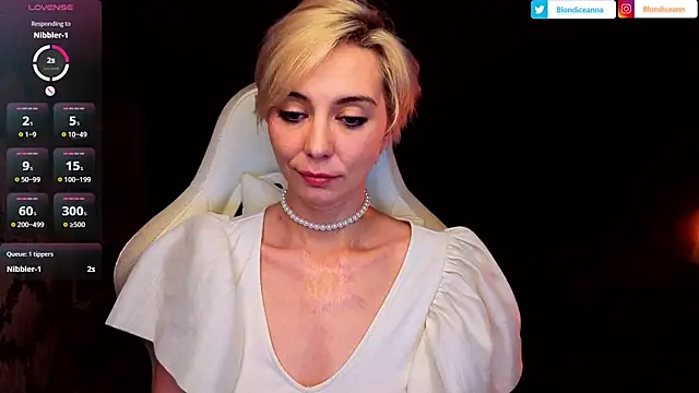 Blondice_ann webcam
