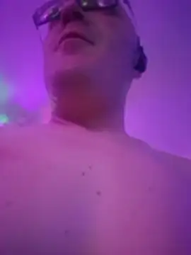 chronic_vibez - Chronic_vibez's free webcam - UK Sex Cams