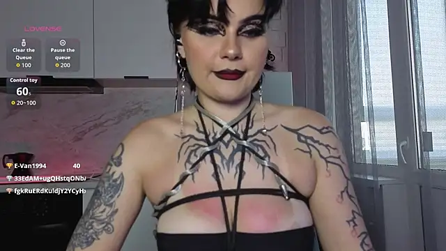 IntrigueYourDay webcam