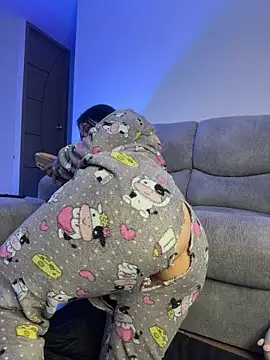 lucy_699 - Lucy_699's free webcam - UK Sex Cams