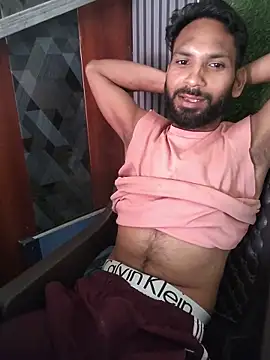 akki-101 - Akki-101's free webcam - UK Sex Cams