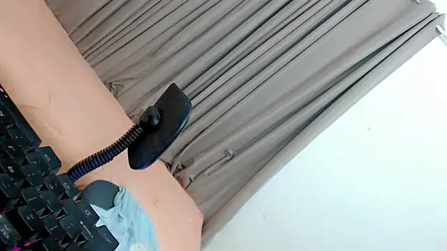 PerfectLadyvoy webcam