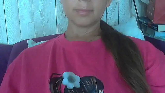 Bella--White webcam