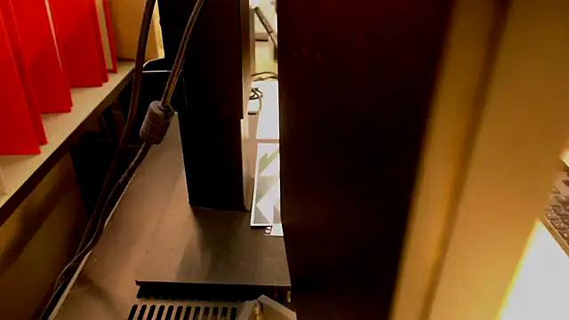 Redhotbody live cam