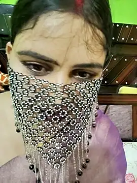 Curvy_shivani live cam