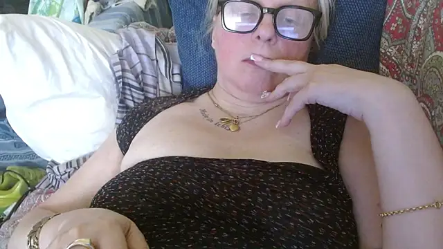 martachatte live cam on StripChat
