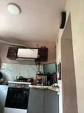 MikyVesela live sex cam