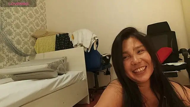 MissValday webcam