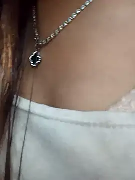 Heryy_xx live cam on StripChat