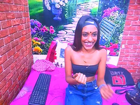 IndianPretty14u2Luv webcam