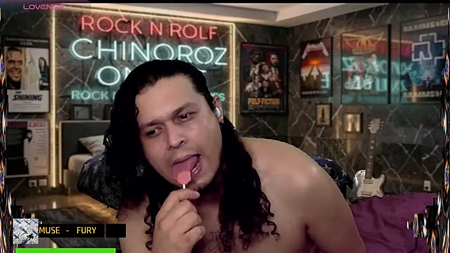 chino_roz live cam on StripChat