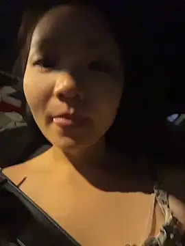 xiaochengzi505 live cam on StripChat