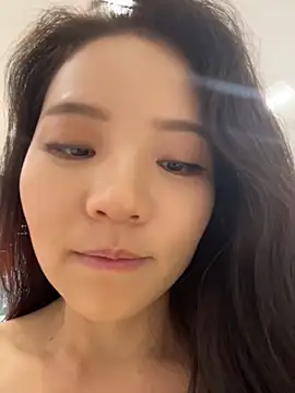 xiaochengzi505 (F milf) - 上身真空到下播