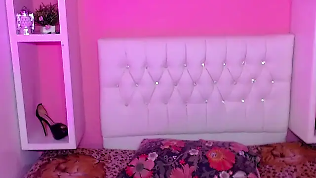 x_isabella_x webcam