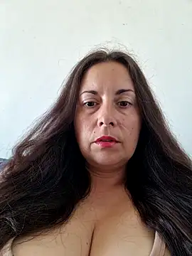 SelieAlMio live cam on StripChat