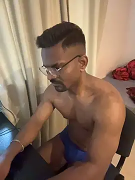 bhagihero live cam on StripChat