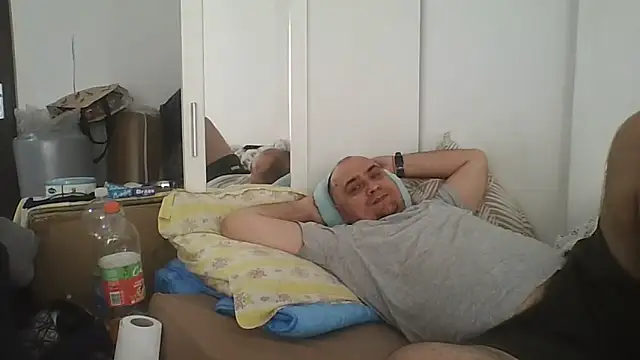 vitalik66679 live cam on StripChat