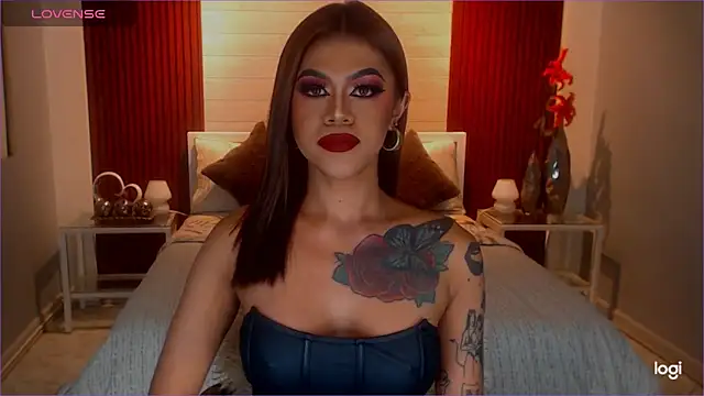 stellastrong30 - StellaStrong30's free webcam - UK Sex Cams