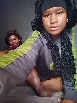 Diva-girl1 live sex cam