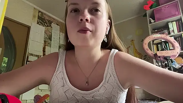 Aileyn live sex cam