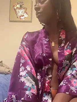 Prettylondond live sex cam