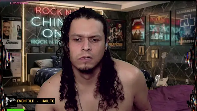 chino_roz webcam