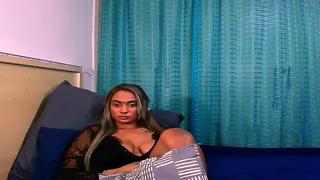 sexyindianchic webcam