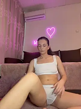 Sabrinedivinee webcam