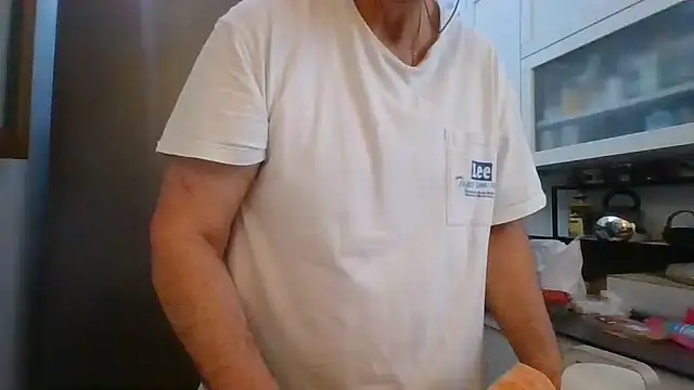 ANONIMO7735 webcam