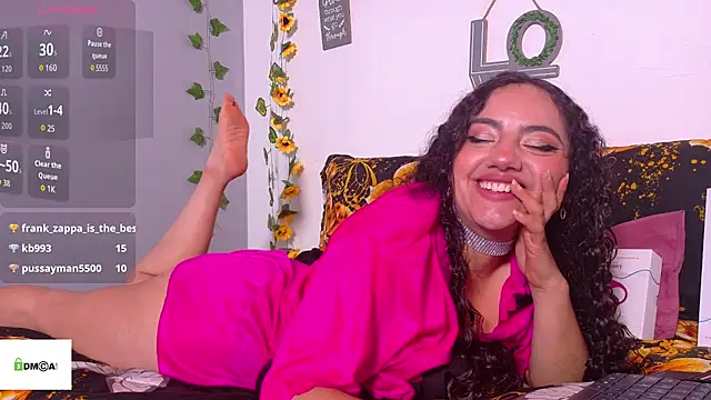 emiily_curly webcam