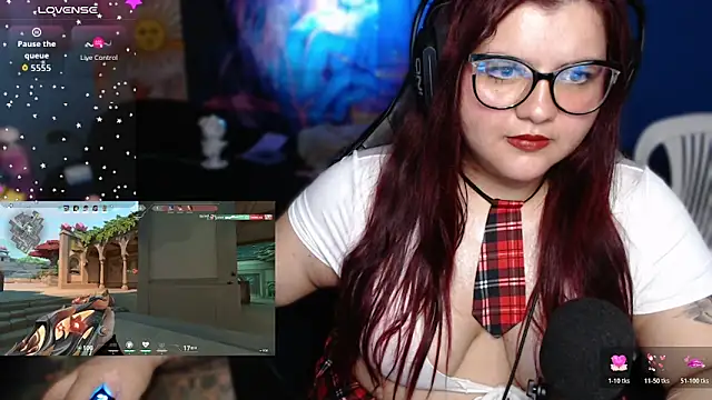 Annee23 camgirl profile preview on Stripchat