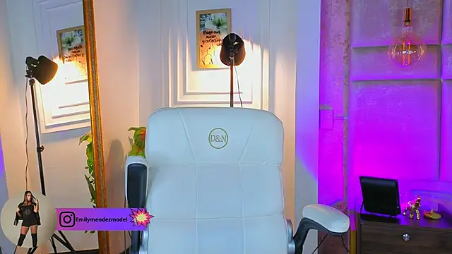 AlessiaLondon webcam