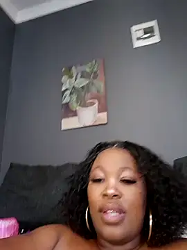 SWEETDOLLY29XX webcam
