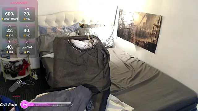 NinaDOM4CUM webcam