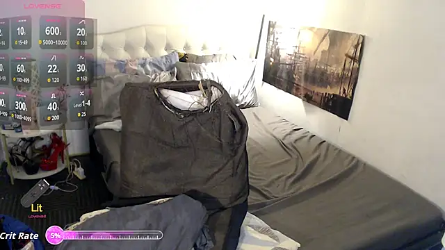 NinaDOM4CUM webcam
