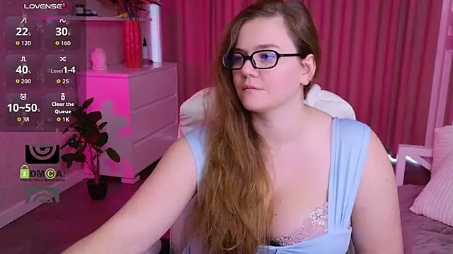 KellyKleine webcam