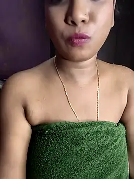 hornyzinia123 webcam