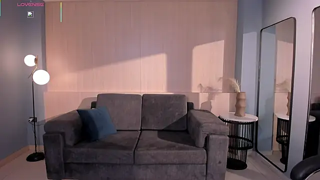 VeronicaBlue webcam