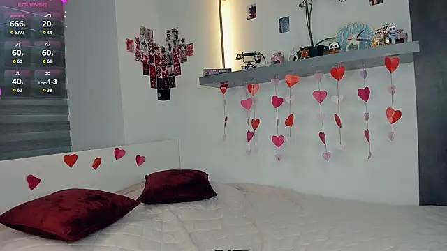 AntonettaTarring live cam
