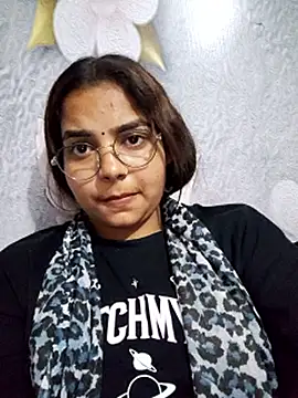 Himani_0122 webcam