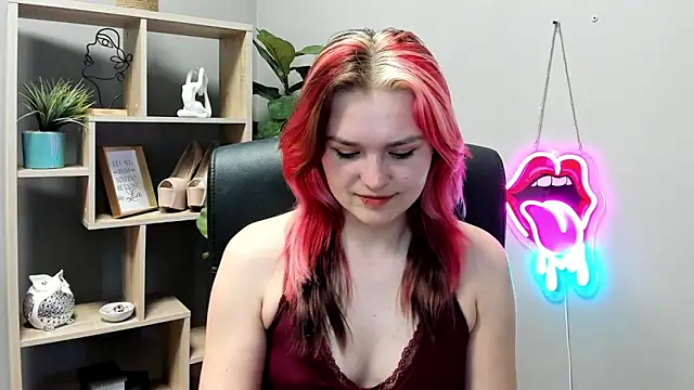 SweetLilyxo webcam