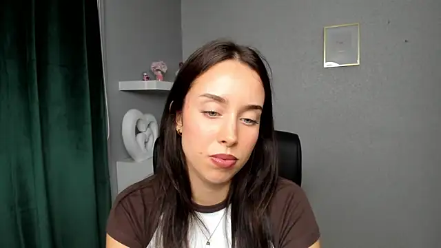 AdeleSolo webcam