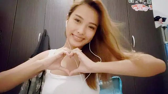 EllieCoconut001 webcam