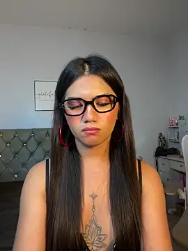 JassmineLove webcam