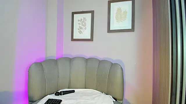 Roxanna_moore webcam